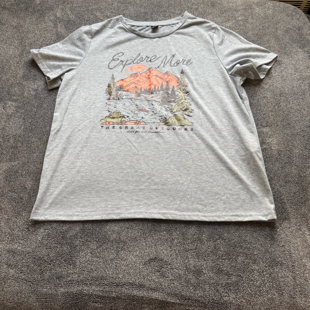 SHEIN Graphic T-Shirt